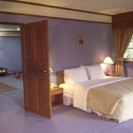 Mae Rim Lagoon Bed & Bakery エクステリア 写真