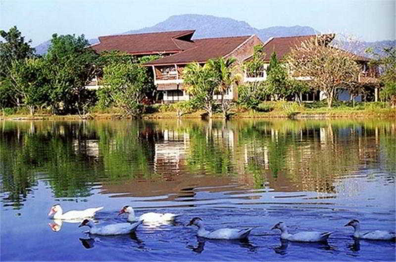 Mae Rim Lagoon Bed & Bakery エクステリア 写真